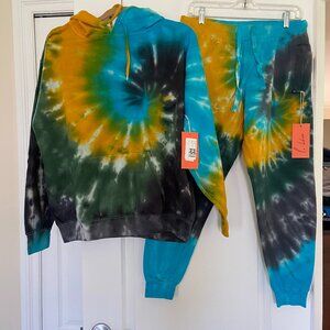 La Detresse Sweatshirt AND Sweatpants Sz M NWT